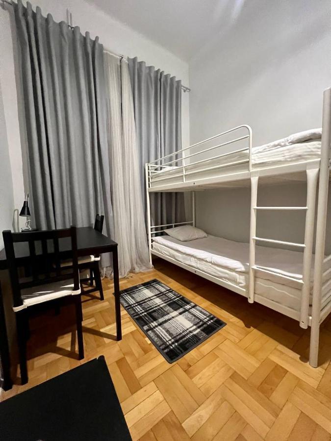 Cent Hostel Люблин Экстерьер фото