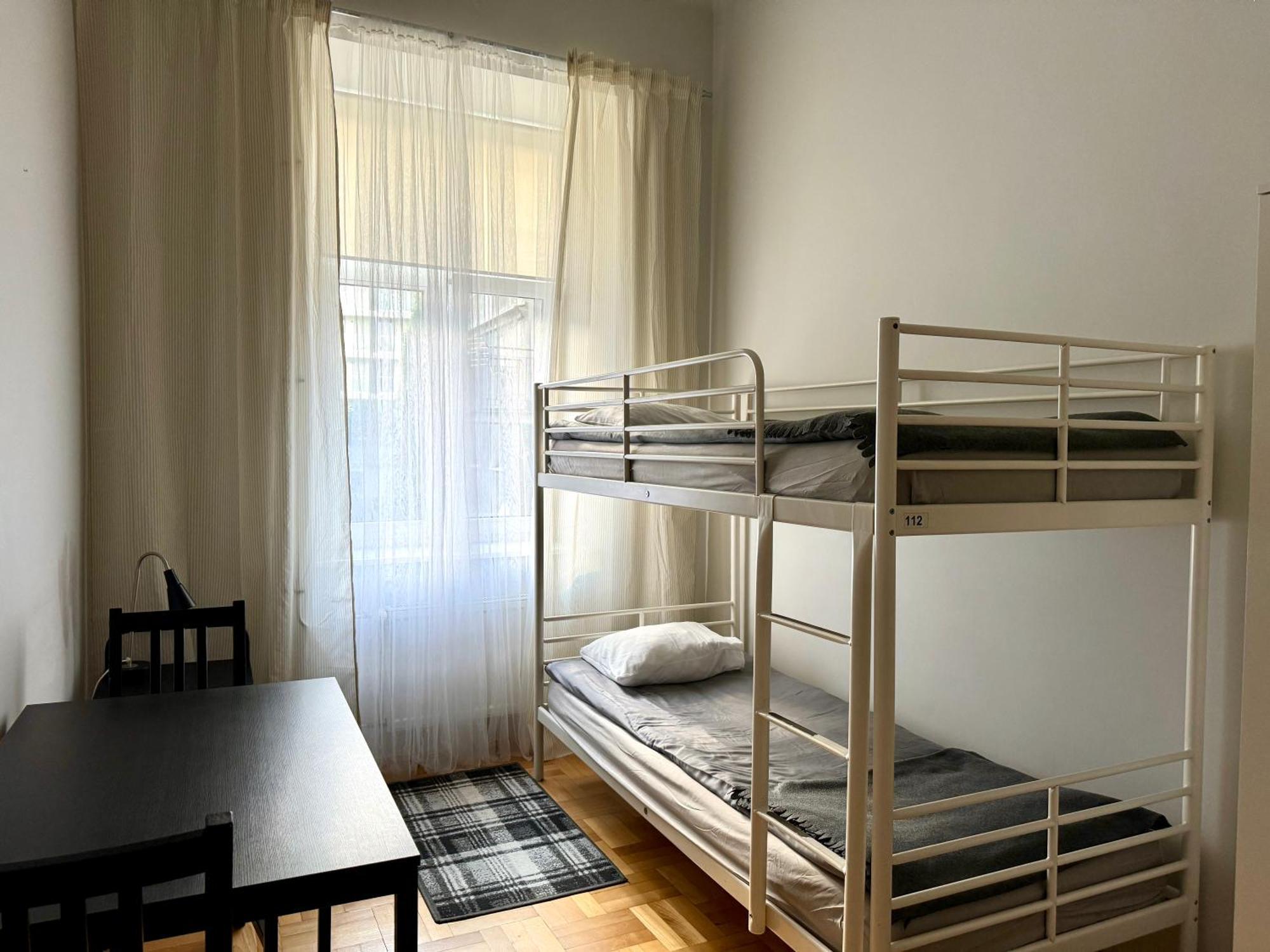 Cent Hostel Люблин Экстерьер фото