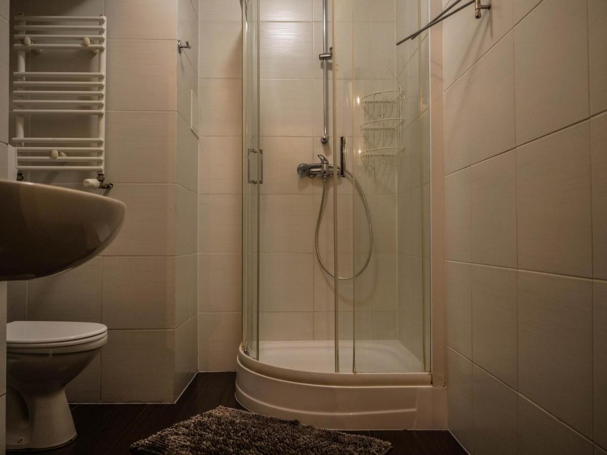 Cent Hostel Люблин Экстерьер фото