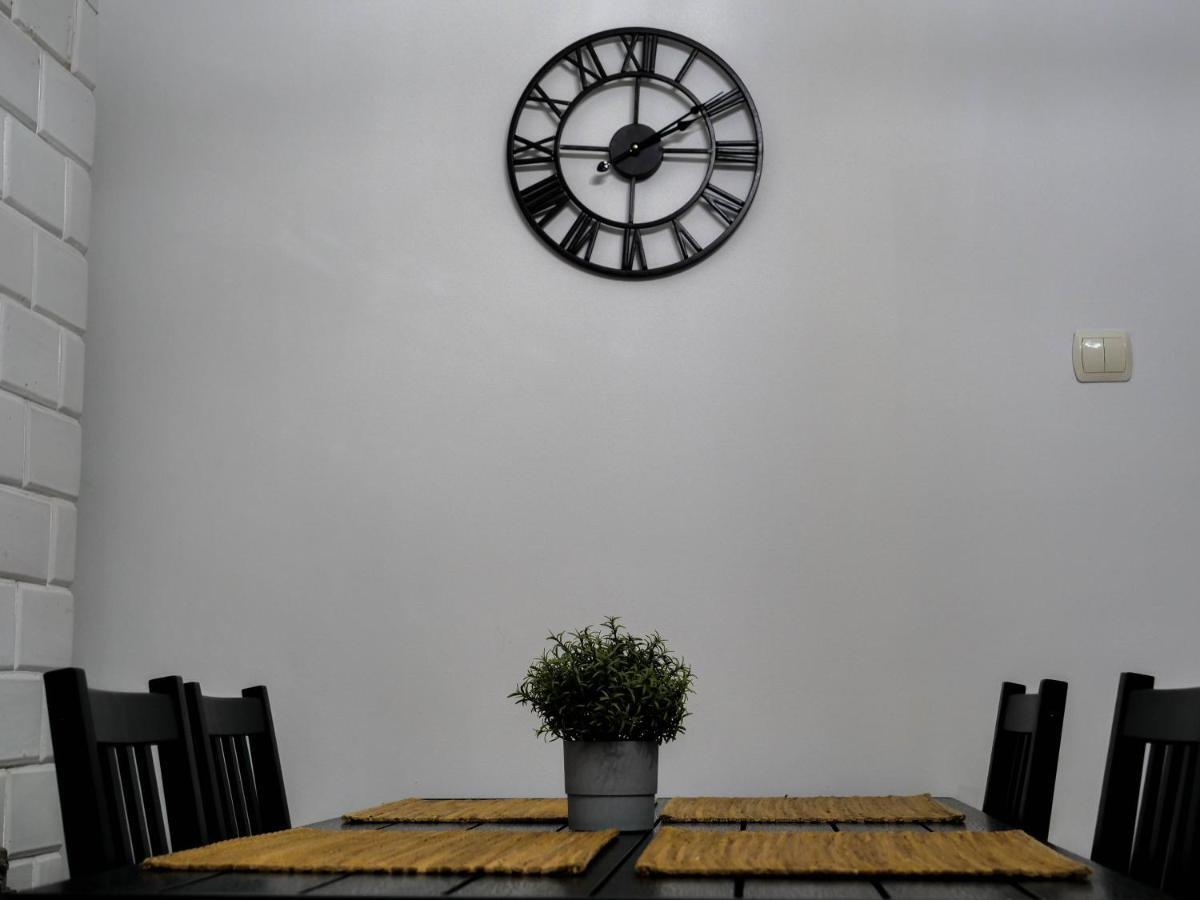 Cent Hostel Люблин Экстерьер фото